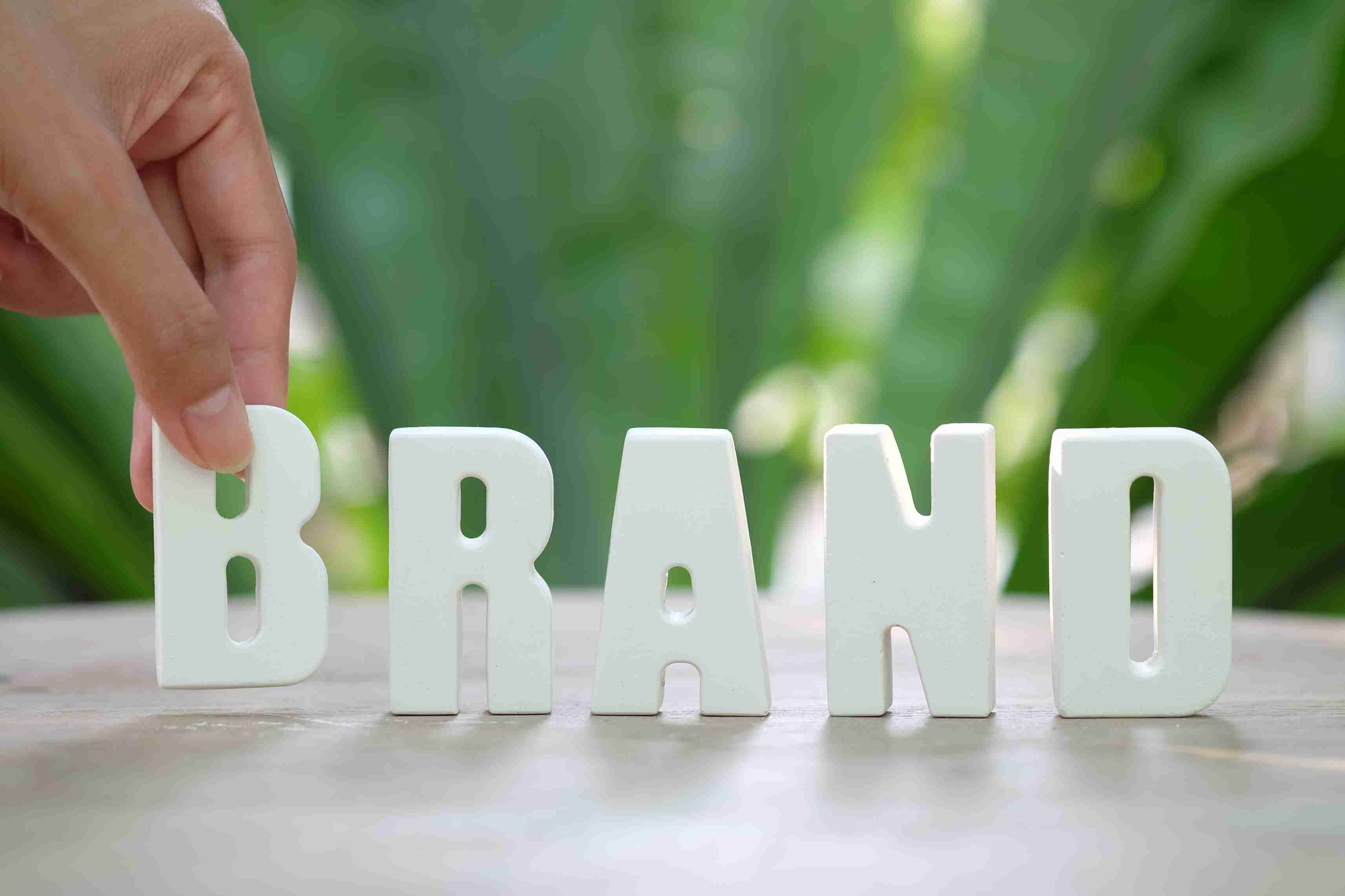 Perbedaan Antara Brand Image dan Brand Identity